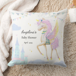 Coussin de jet pour une baby shower avec licorne.