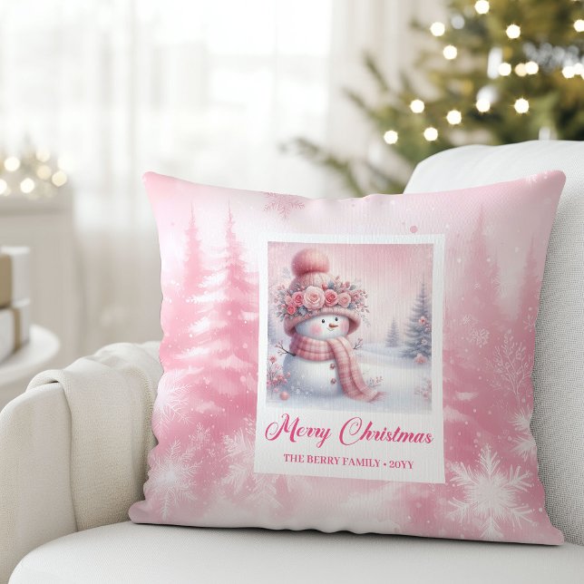 Coussin de Noël forêt hivernale rose classique pou (Classic Pinkmas Cozy Winter Forest Kids Gift Pillow

)