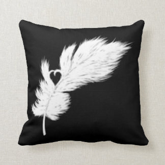 coussin de plumes d'ange noir et blanc