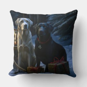 Coussin Décor de Noël de Labrador Snowy Sleigh