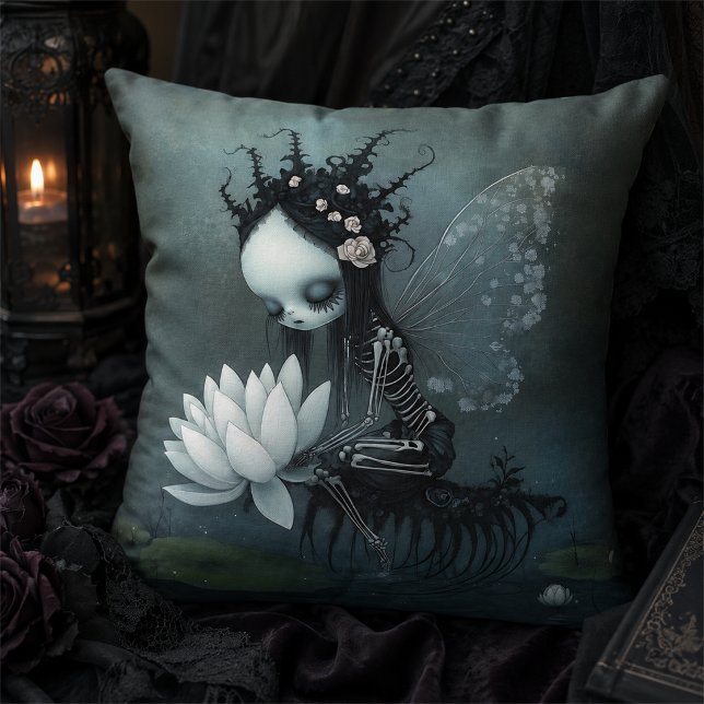 Coussin Décor Halloween squelette de fée de fantasy gothiq (Créateur téléchargé)