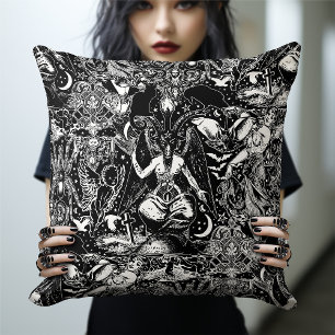 Coussin Décor occulte noir gothique Baphomet
