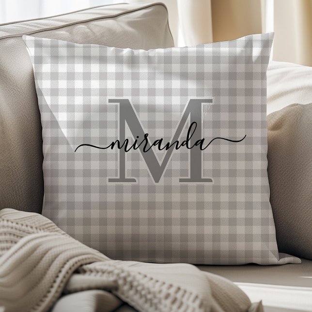 Coussin décoratif à carreaux gris avec monogramme (Créateur téléchargé)