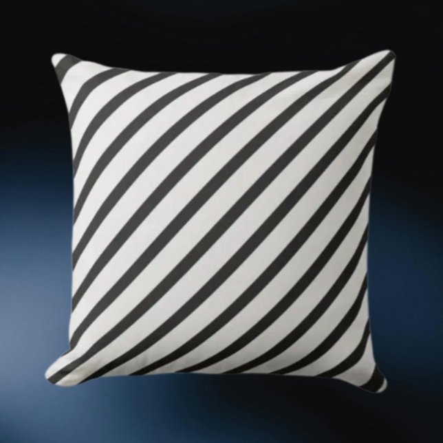 Coussin décoratif à rayures diagonales noir et bla (Créateur téléchargé)