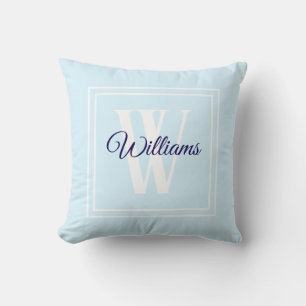 Coussin décoratif au nom de famille monogrammé