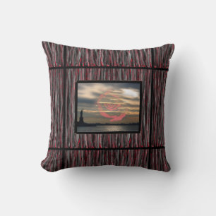 Coussin décoratif gris noir rouge pour canapé