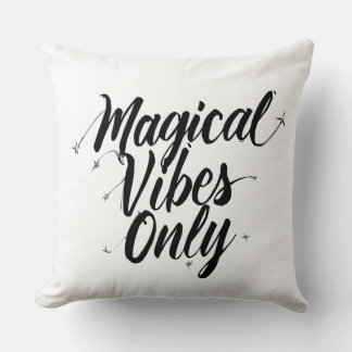 Coussin décoratif « Magical Vibes Only » – Moderne