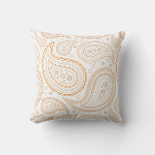 Coussin décoratif orange paisley sur fond blanc