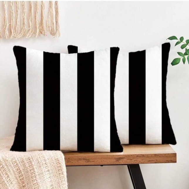 Coussin Décoration extérieure moderne rayée classique noir (Modern Outdoor Decor Black & White Classic Striped Outdoor Pillow)