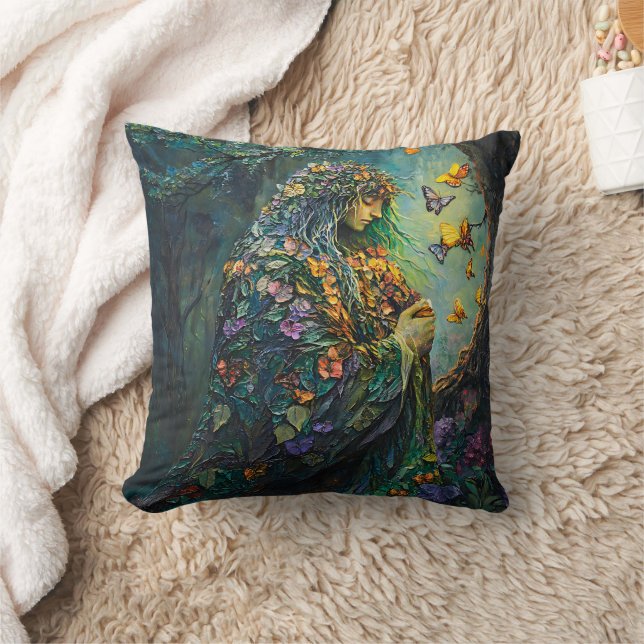 Coussin Déesse de la forêt enchantée avec papillons (3) (Couverture)