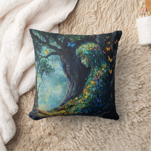 Coussin Déesse de la forêt enchantée avec papillons (6)