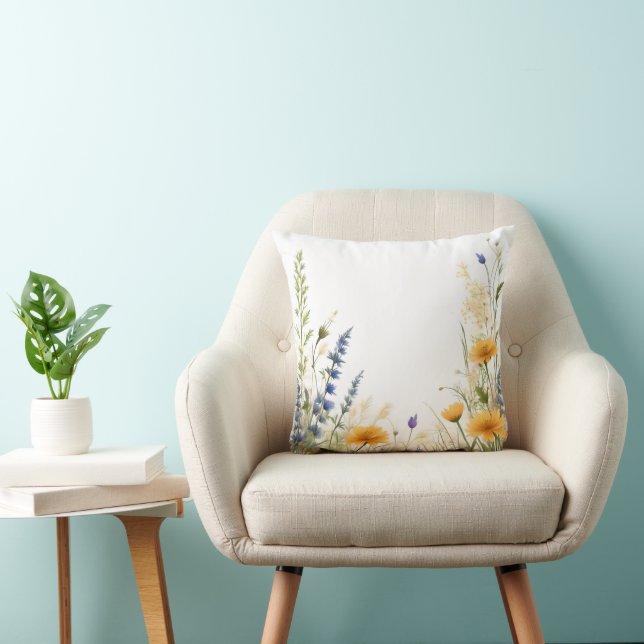 Coussin Délicate Beauté : Fleurs Sauvages Élancées Et Herb (Chaise)