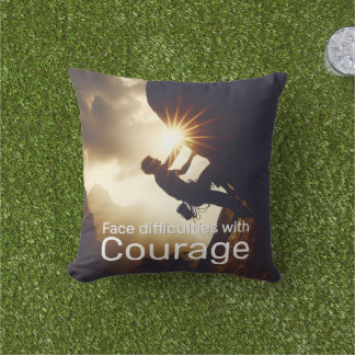 Coussin Des difficultés avec courage suivront