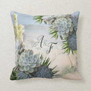 Coussin Des teintes succulentes de blues pâles et de Maria