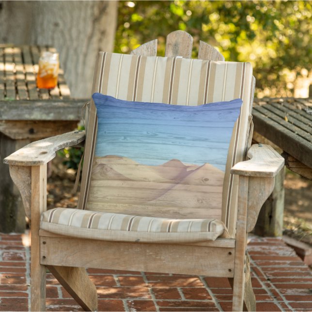 Coussin Desert Sand Dunes Beautiful Blue Sky On Wood Grain (Chaise)