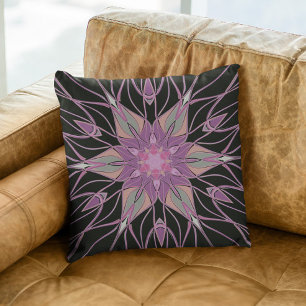 Coussin Dessin Mandala Flower noir violet et rose