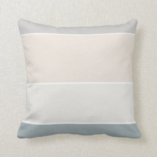 Coussin Dessus chic à la mode d'harmonie beige élégante