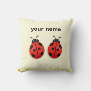 Coussin Deux coccinelles joyeuses sur fond jaune