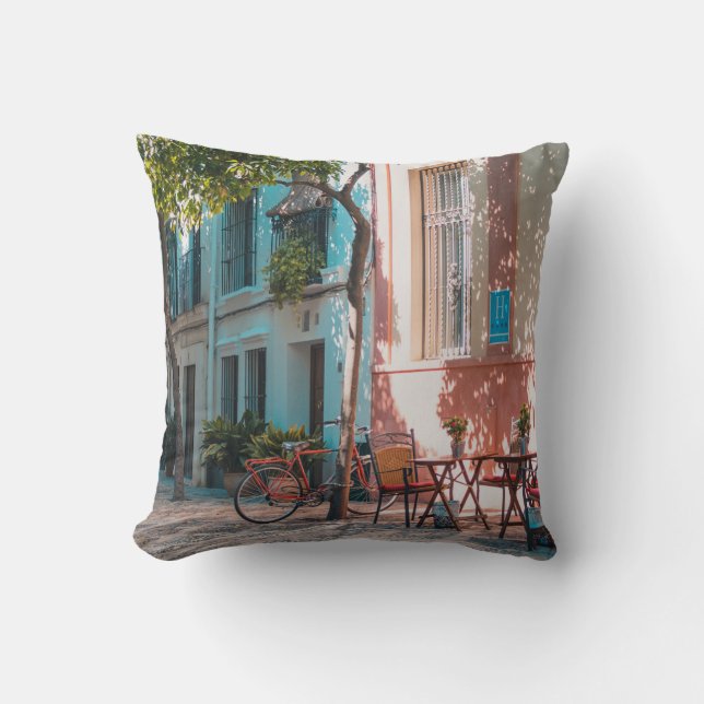 Coussin Deux tables marron dehors (Recto)