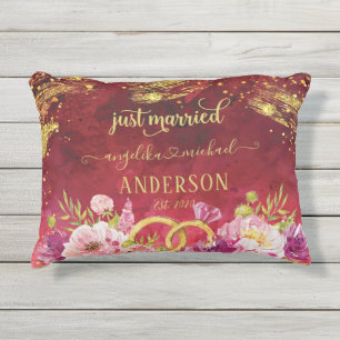 Coussin D'extérieur Bague de mariage aux pivoines roses en or rouge Ju