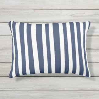 Coussin D'extérieur Classic Navy Blue Stripes | Timeless Nautical 