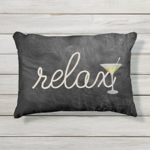 Coussin D'extérieur corde nautique sur texture en cuir noir et martini