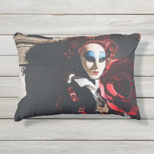 Coussin D'extérieur Femme masquée au carnaval de Venise