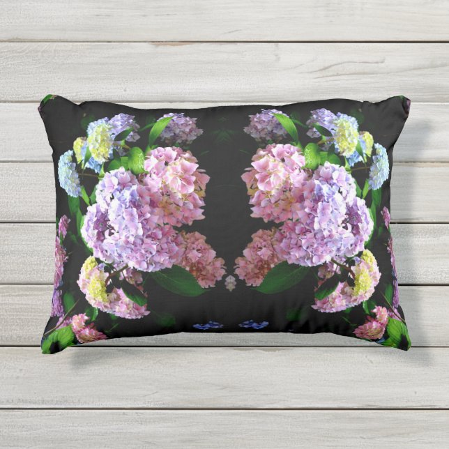 Coussin D'extérieur Hydrangea garden, rose, bleu, purple floral (Devant)
