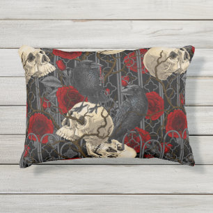 Coussin D'extérieur Le secret de Raven. Illustration gothique sombre e