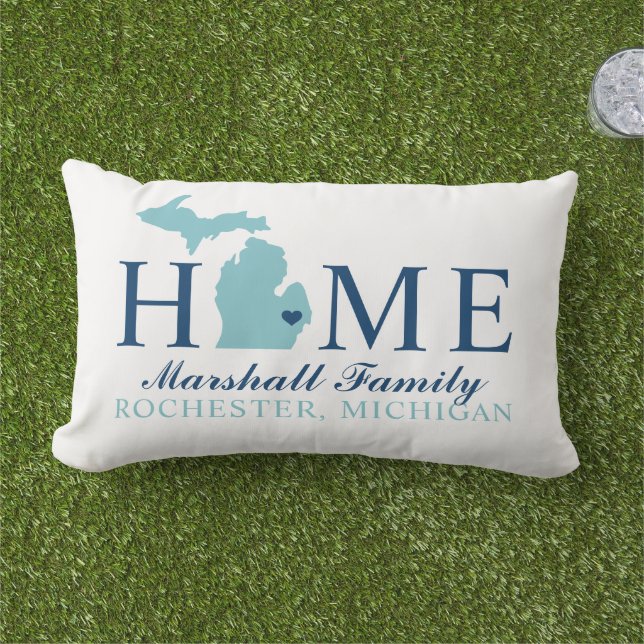Coussin D'extérieur Michigan Home Aqua et Navy Custom Family Monogramm (Herbe)