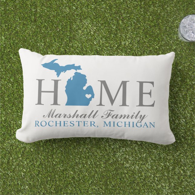 Coussin D'extérieur Michigan Home Blue and Grey Custom Family Monogram (Herbe)