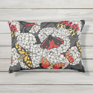 Coussin D'extérieur Nappes phréatiques sur hydrangée blanche