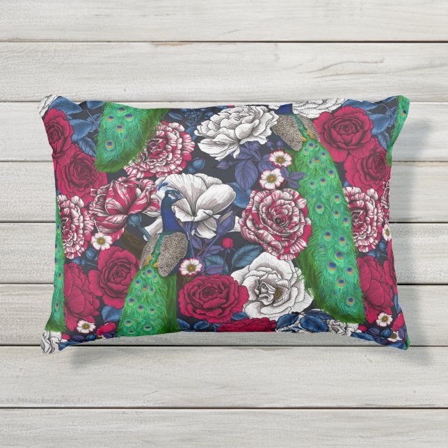 Coussin D'extérieur Peacocks dans le jardin rose (Devant)