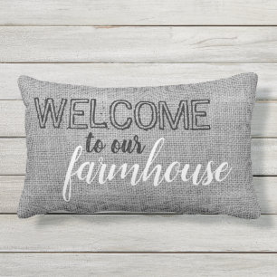 Coussin D'extérieur Rustic Grey Burlap Bienvenue À Notre Ferme