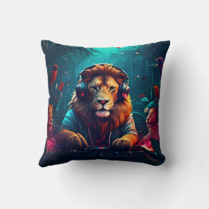 Coussin DJ Lion jouant de la musique dans la jungle