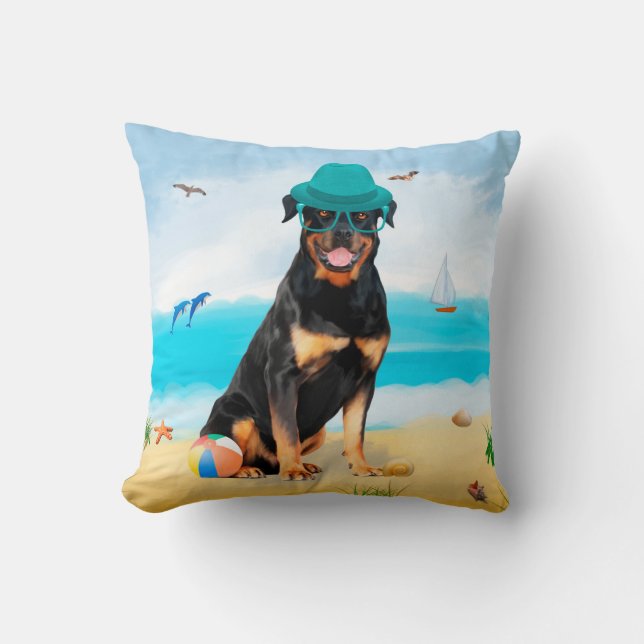 Coussin Dog Rottweiler sur la plage (Recto)