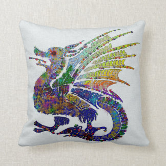 Coussin Dragon orné de bijoux