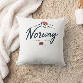 Coussin Drapeau de Norvège Minimaliste Montagne