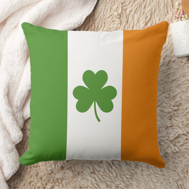 Coussin Drapeau irlandais de la Saint Patrick avec Shamroc (Couverture)