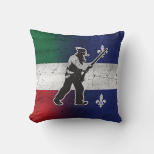 Coussin Drapeau Québec et Patriote Henri Julien érodé