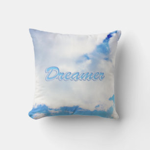 Coussin Dreamer Puffy nuages blancs et ciel bleu
