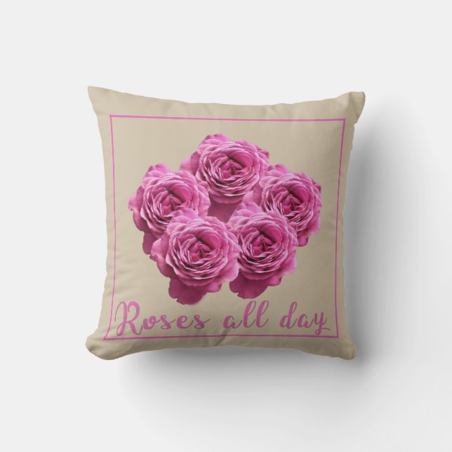 Coussin Drôle de dire sur les roses et l'amour (Recto)