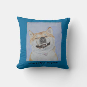Coussin drôle photo de chien d'akita souriant avec slogan