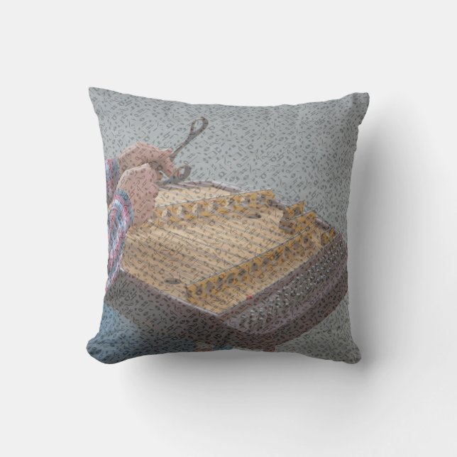 COUSSIN DULCIMER MARTELÉ (Recto)