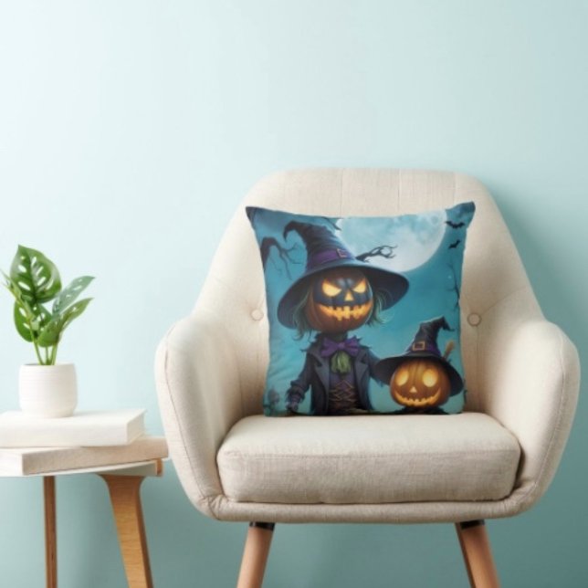 Coussin Duo de citrouilles effrayantes pour Halloween (Throw Pillow 100% polyester heavyweight stretch material. Hidden zipper Made in the USA.
)