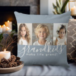 Coussin Dusty Blue Grandkids Make Life Grand Photo Collage<br><div class="desc">Un cadeau attentionné pour les grands-parents, ce design coussin personnalisé dispose d'un 3 modèle photo à personnaliser avec des photos des petits-enfants. Une combinaison d'écriture manuscrite moderne combinée à une police sans serif moderne épelle "petits-enfants rendent la vie grandiose !" L'arrière - plan est un bleu poussiéreux populaire qui a...</div>