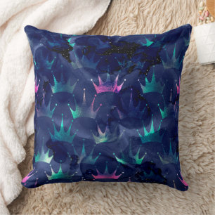 Coussin Écaille de sirène sombre mystique et trident océan