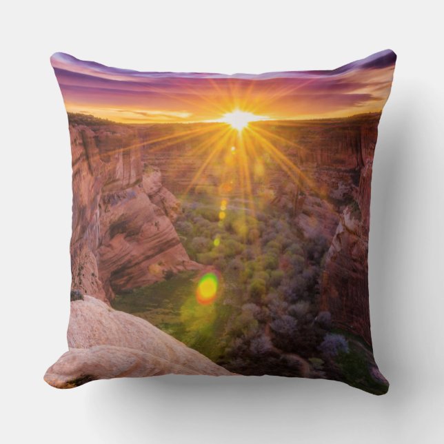 Coussin Éclatement solaire à Canyon de Chelly, AZ (Recto)