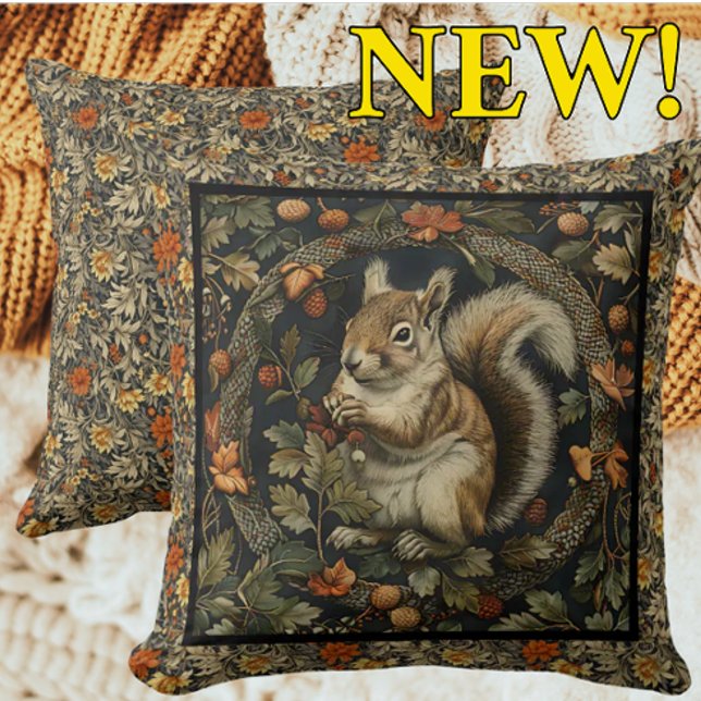 Coussin Écureuil d'automne de William Morris Feuilles d'au (Stunning William Morris Autumn Squirrel illustration!)