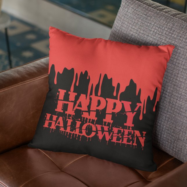 Coussin Éffrayant sang rouge goutte heureux Halloween (Spooky Red Blood Dripping Happy Halloween Throw Pillow
)
